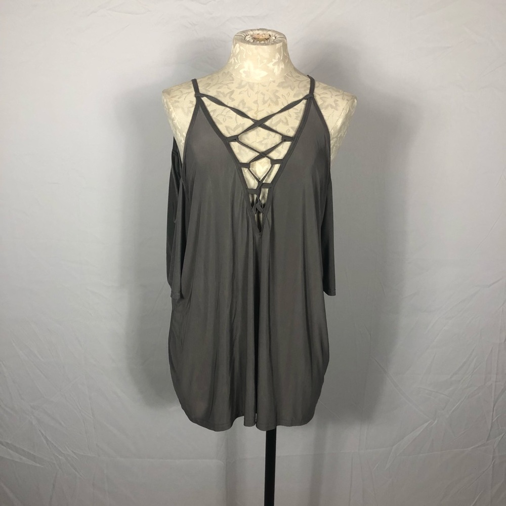 LIGHT GRAY BOOHOO PLUS COLD SHOULDER LACE UP TOP